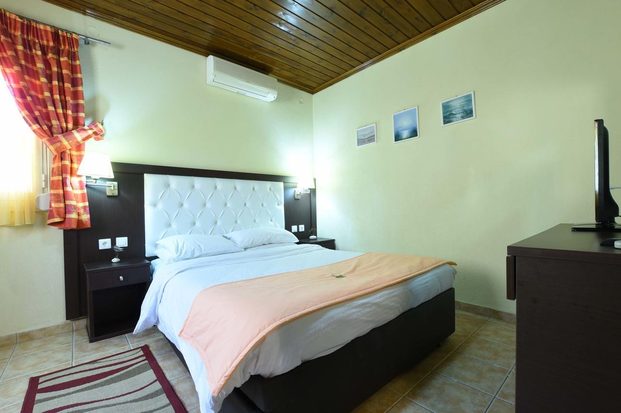 Apartment Haus Platanos & By The Sea *