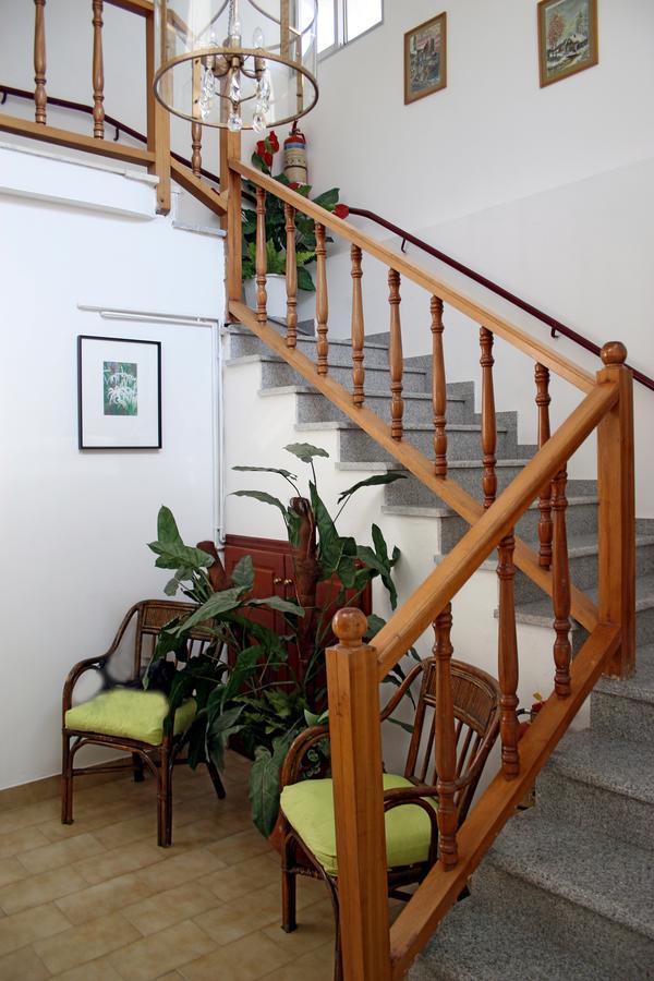 Manos Apartment Galatas (Poros)
