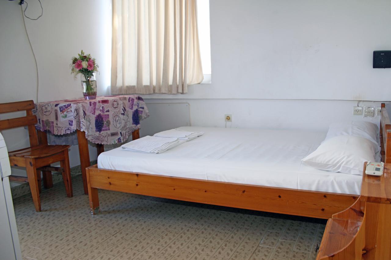 Apartment Manos Galatas (Poros)