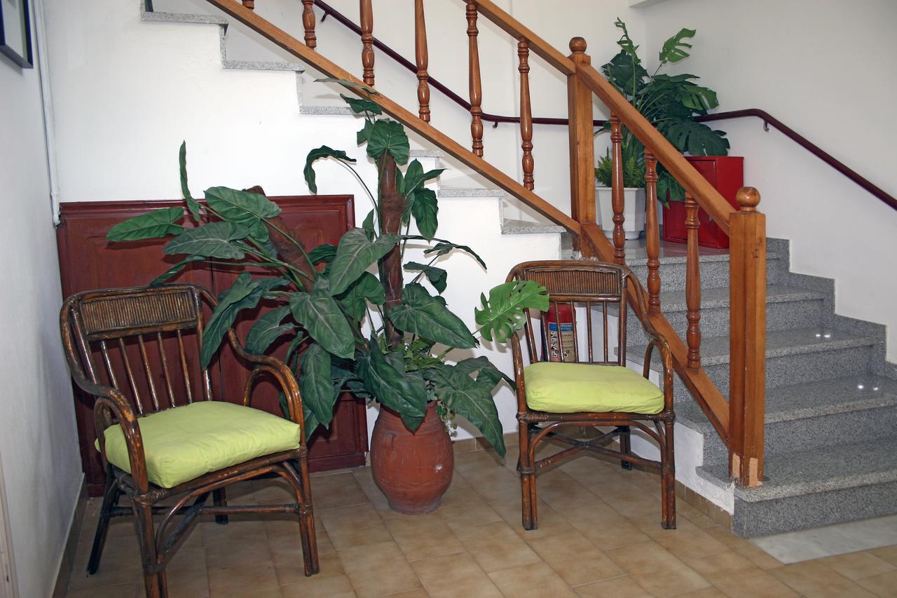 Apartment Manos