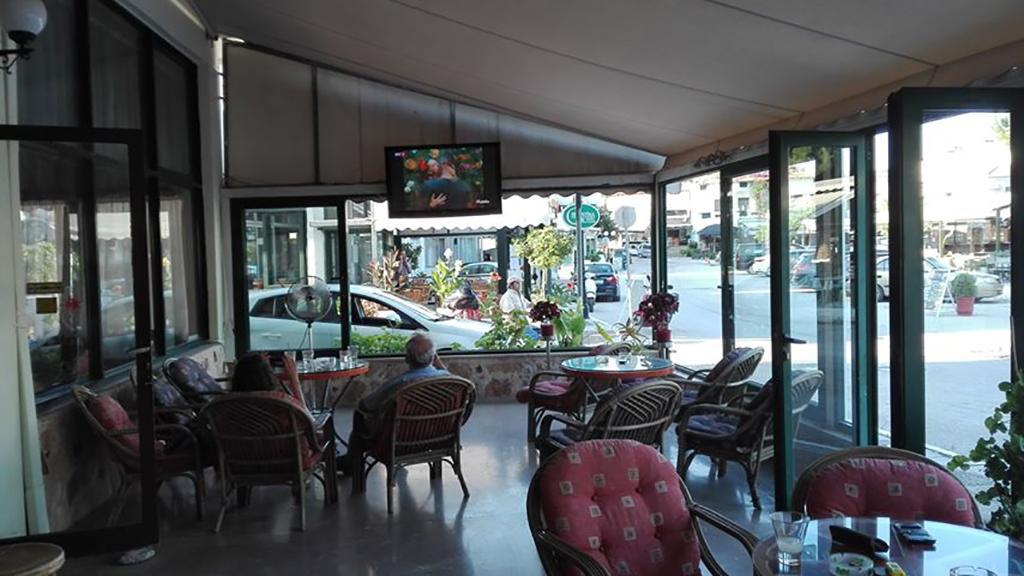 Maronika Hotel