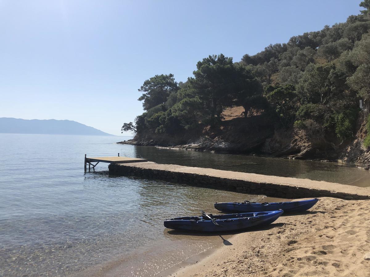 Studios Limnionas