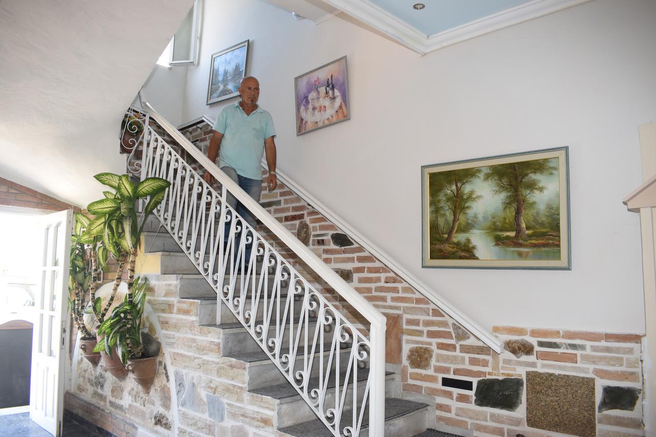 Petrakis Guest house
