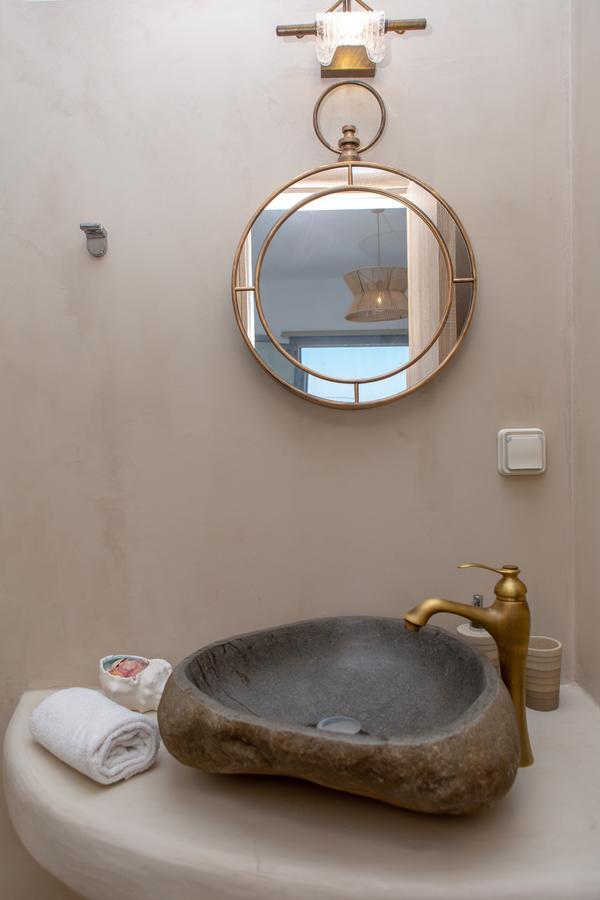 Salinus Beachfront Private Pool Villa Plaka (Naxos)