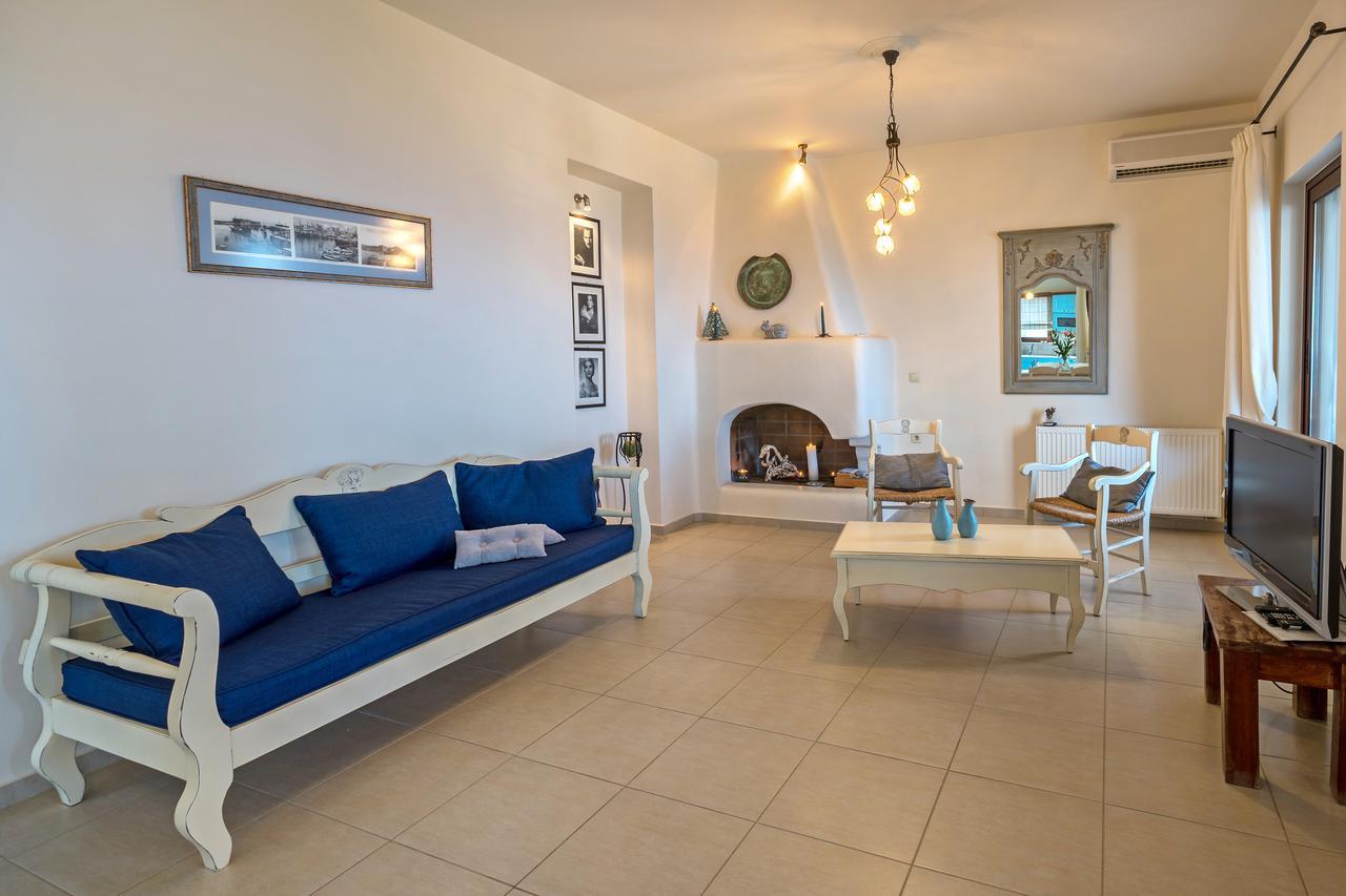 Sea Views At Anemomylos With Heated Pool, Ping Pong And Tennis