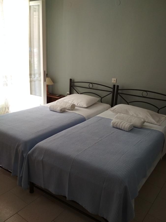 Konstantina Studios Apartment