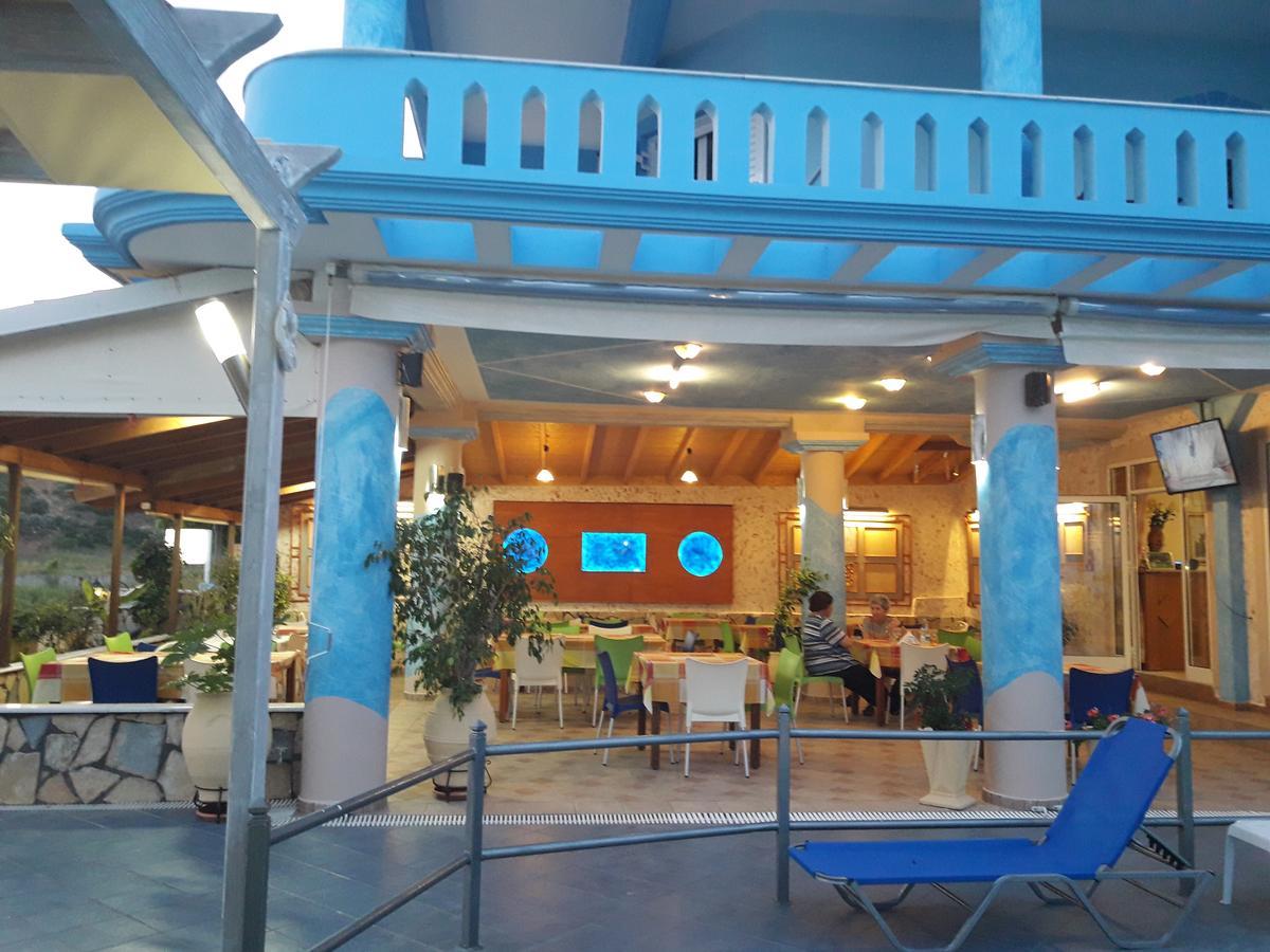 Spiros Hotel