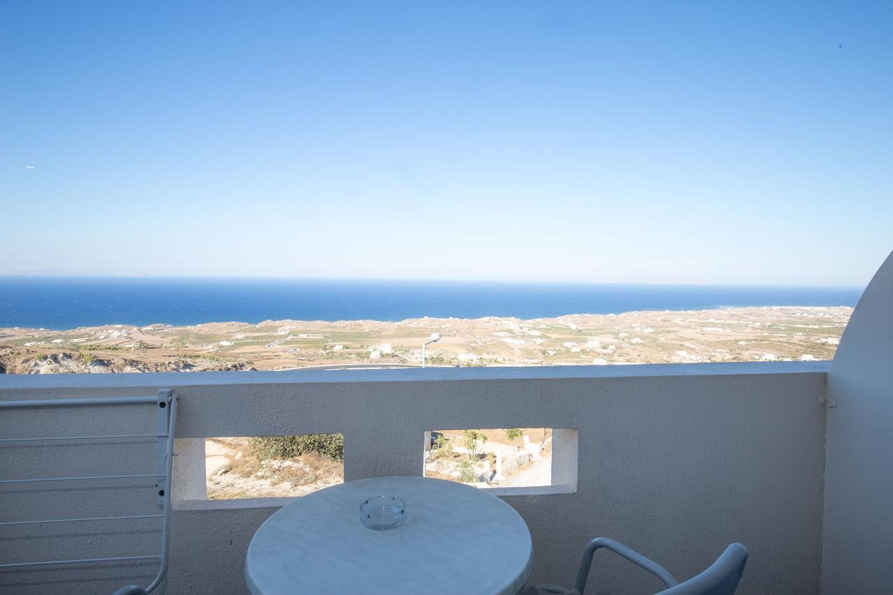 Erato Aparthotel 3*