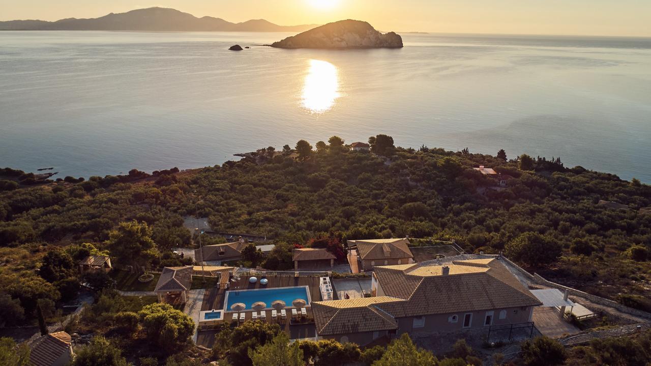 Serenus Luxury Villa Keri