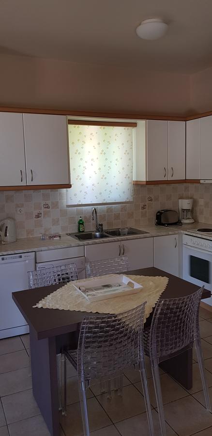Trapezaki Villas * Trapezaki (Kefalonia)