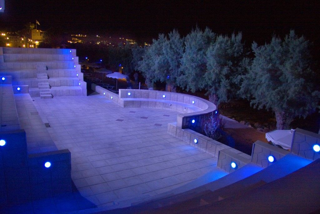 Ilyssion Hotel 2*