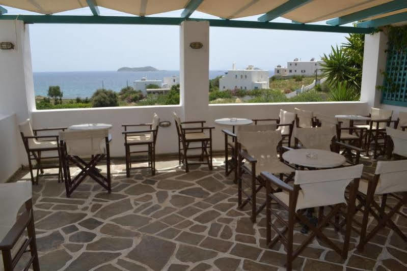 Ostria & Aparthotel Gavrio