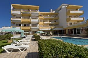 Trianta Apartmentos Resort 2*