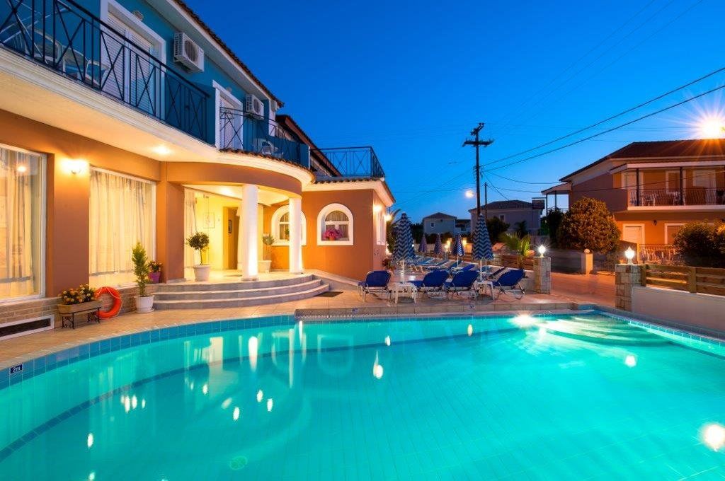 Apollon Aparthotel