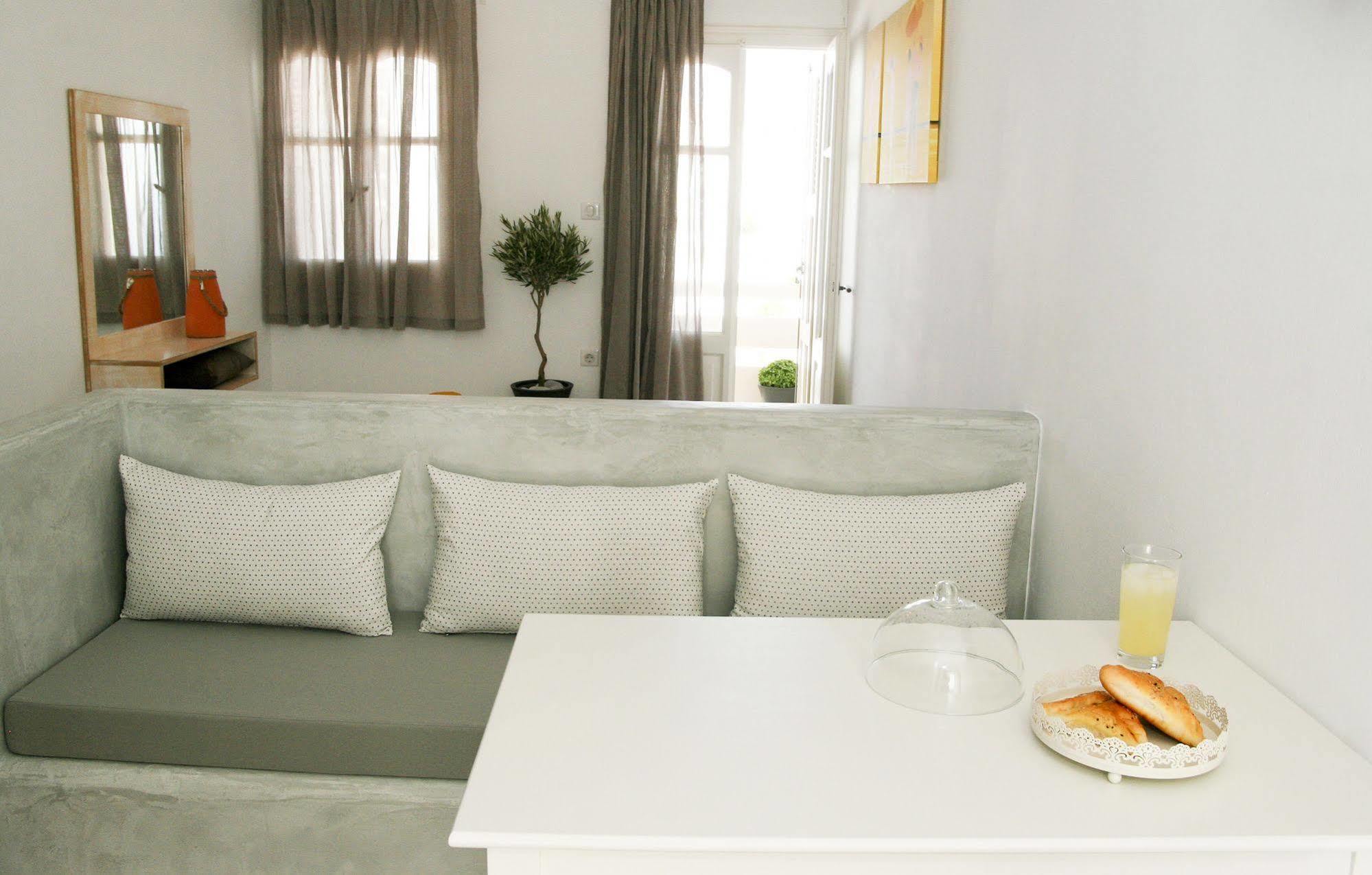 Anatoli Luxury &