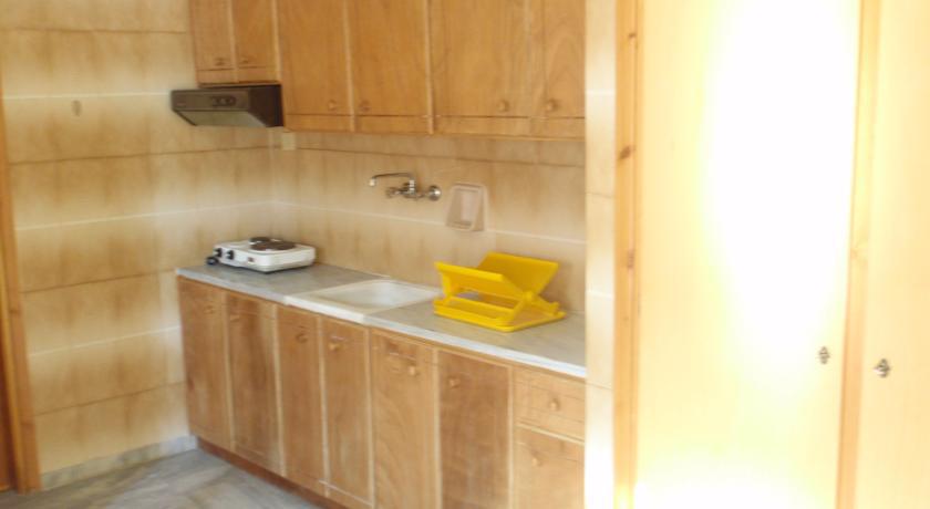 Smaragdi Hotel 3*