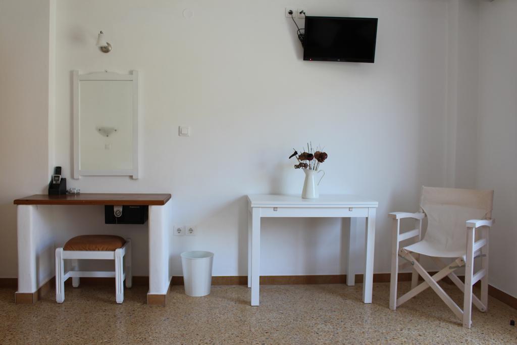 Kamari 2* Kamares (Sifnos)