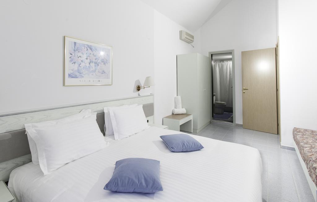 Hotel Di 3*