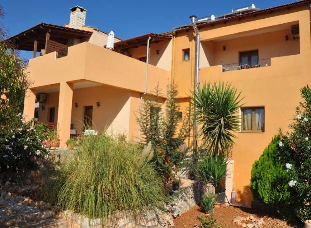 Elianthos 3*