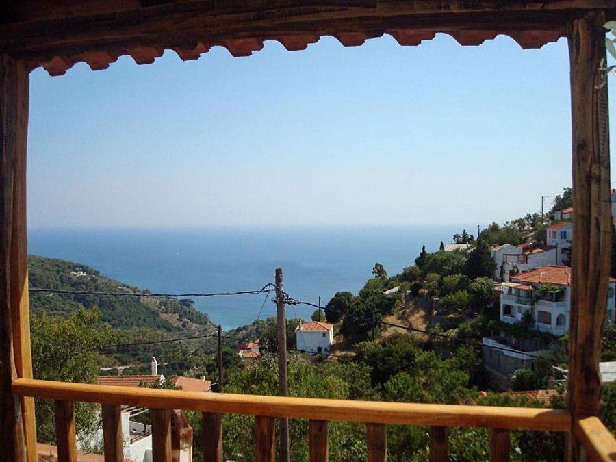 Asteri Alonnisos Town