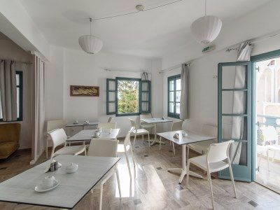 Hotel Iris Boutique Kamari (Santorini)