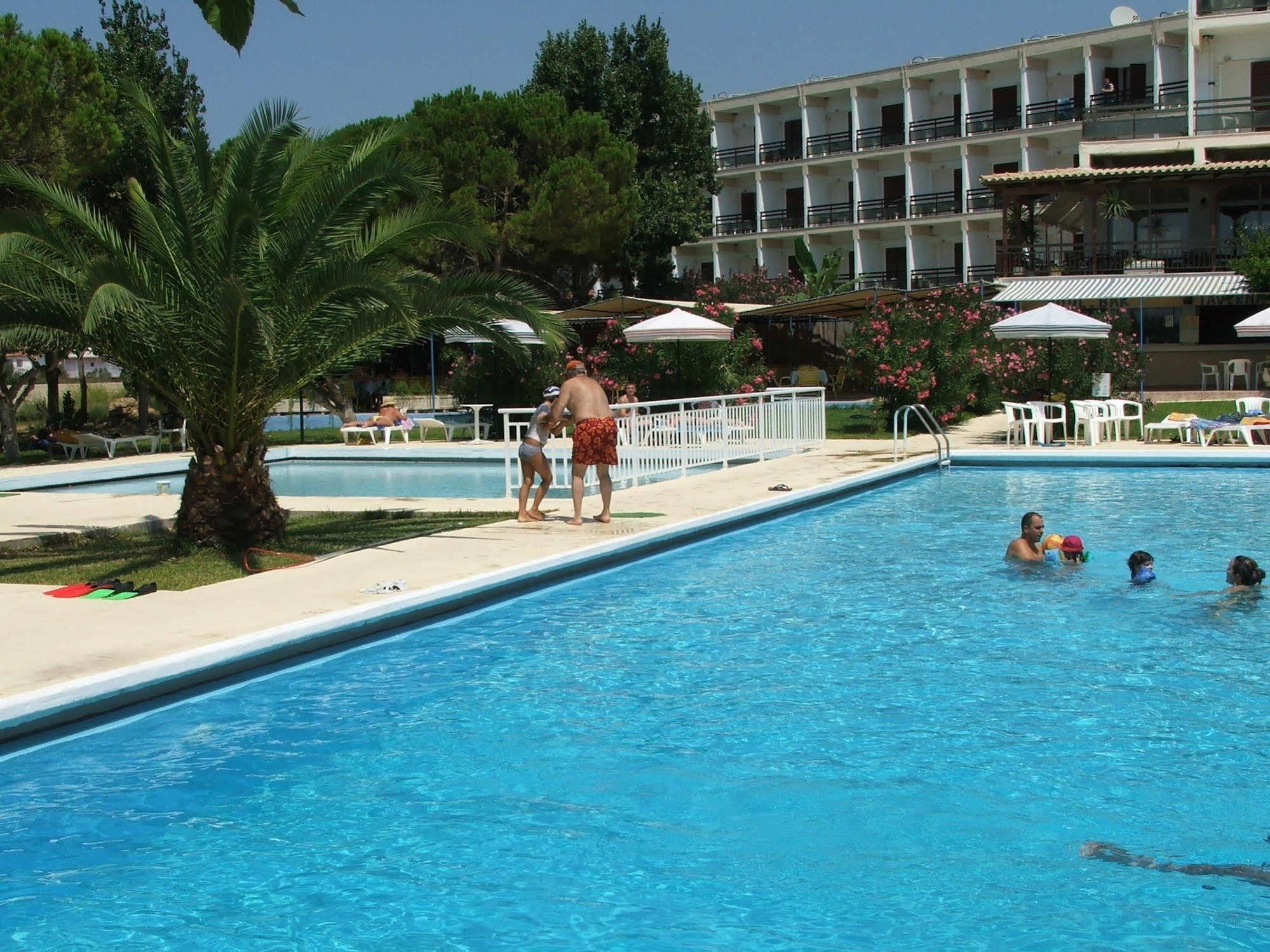 Irinna 3*