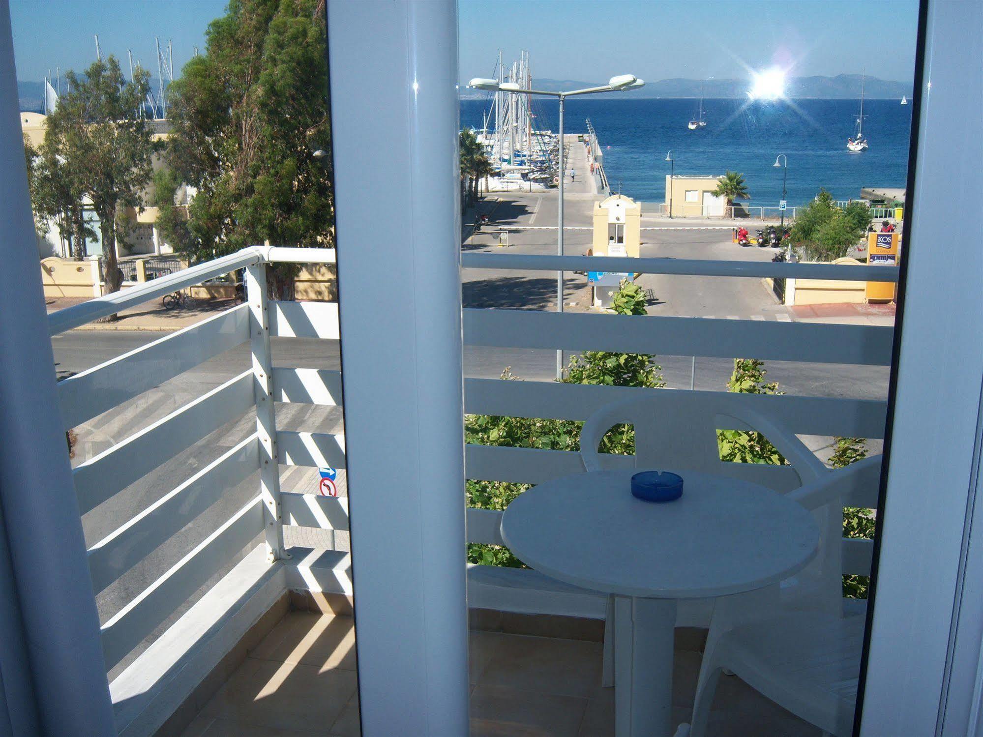Hotel Bay