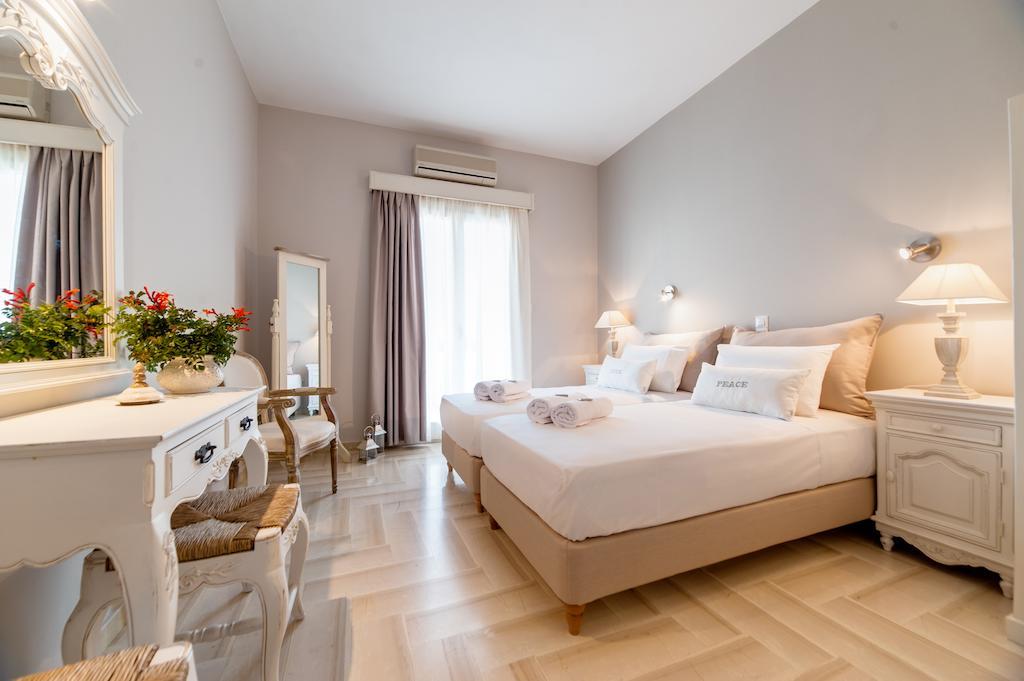 Hotel Anna Platanou