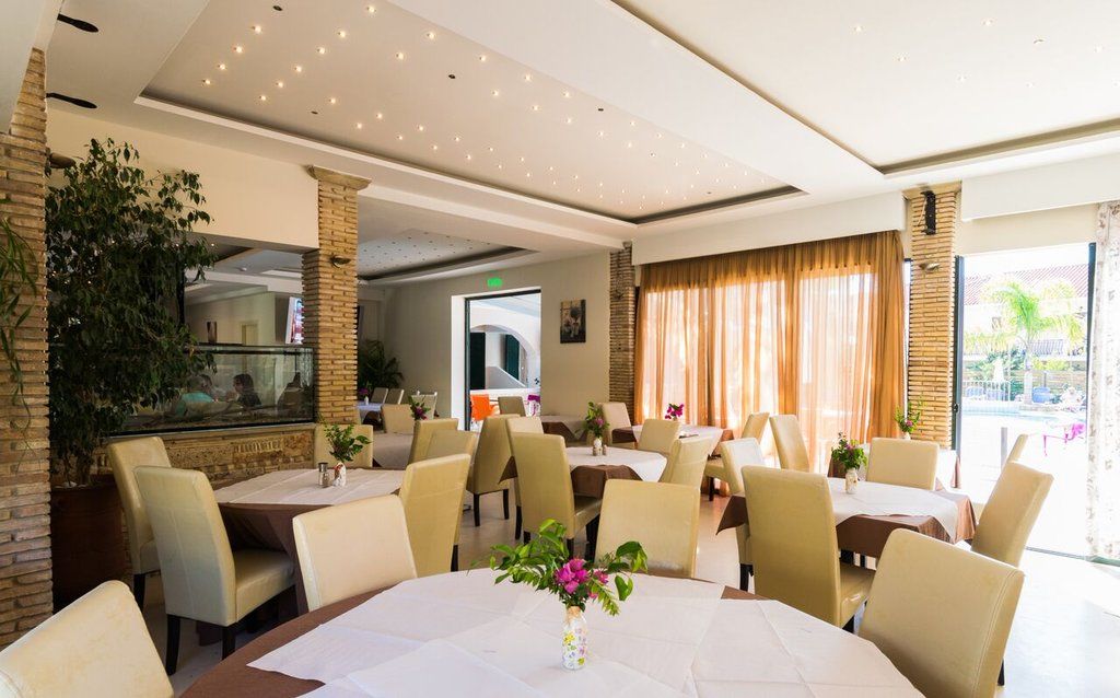 Aparthotel Zante Plaza & 3*