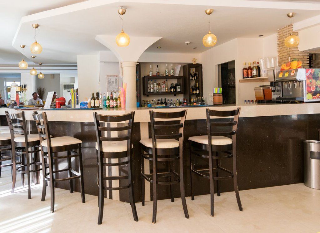 Zante Plaza &
