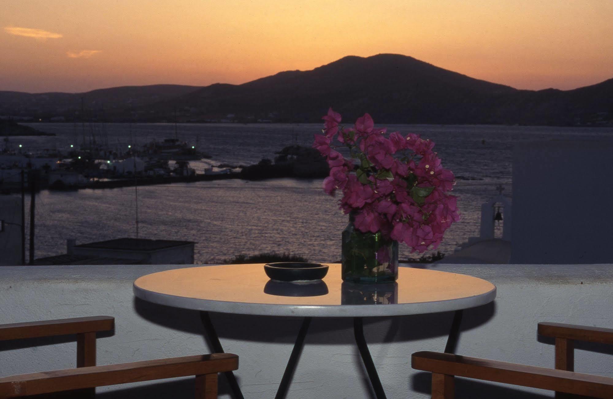 Despina's Mare Aparthotel Naousa (Paros)