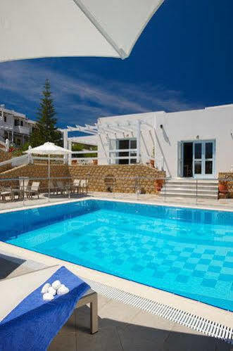 Hotel Perigiali 3*