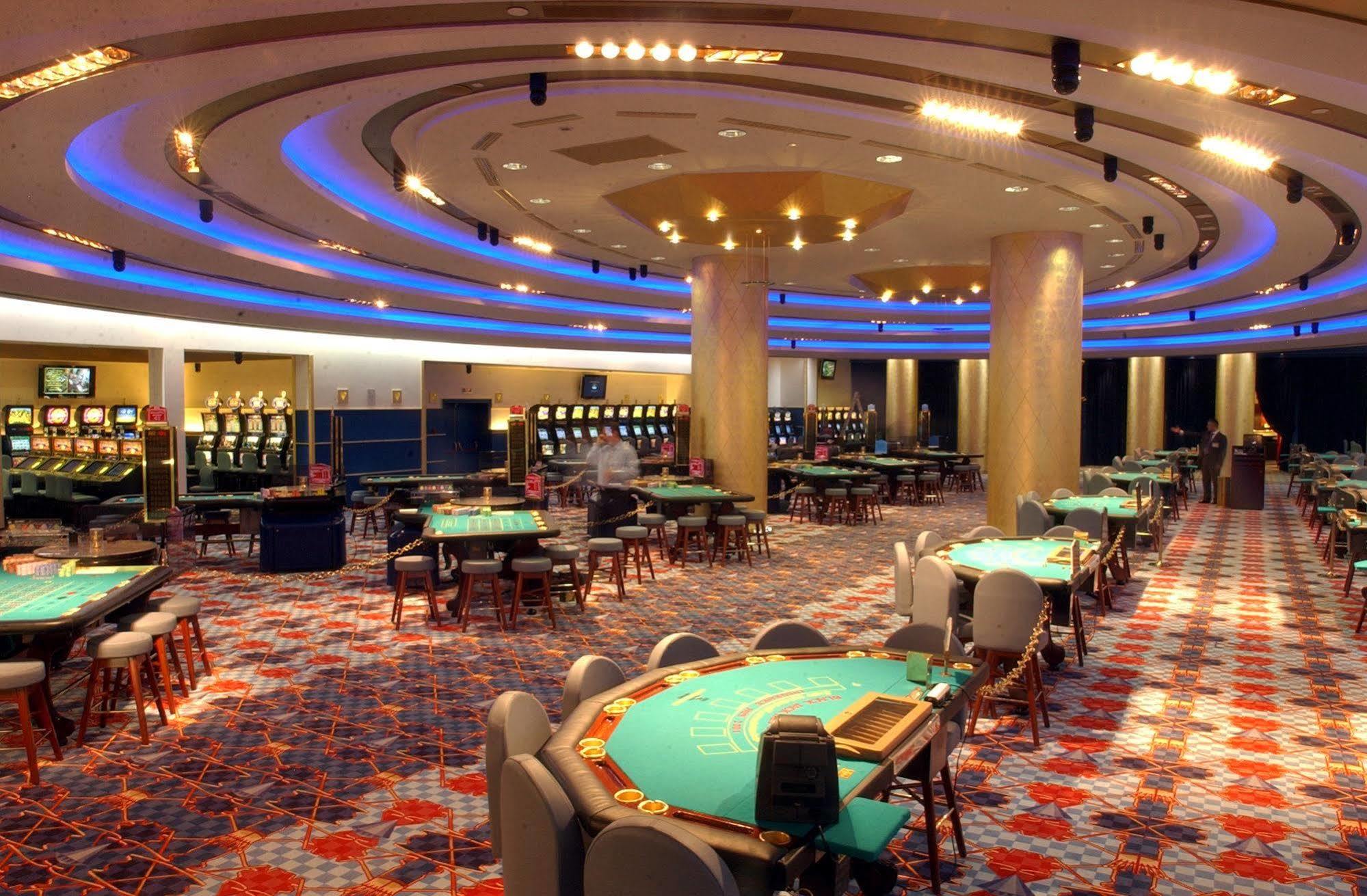 Club Casino 5*