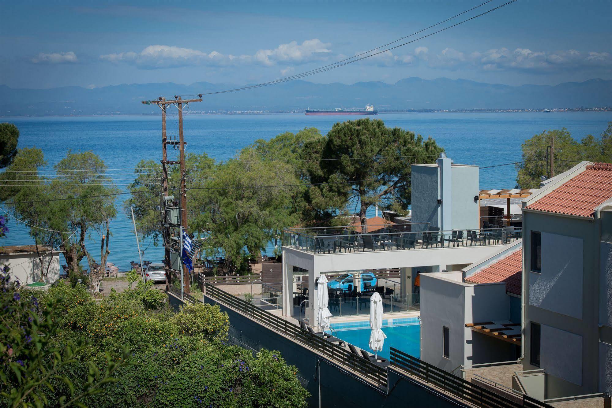 Aparthotel Mantinia Bay