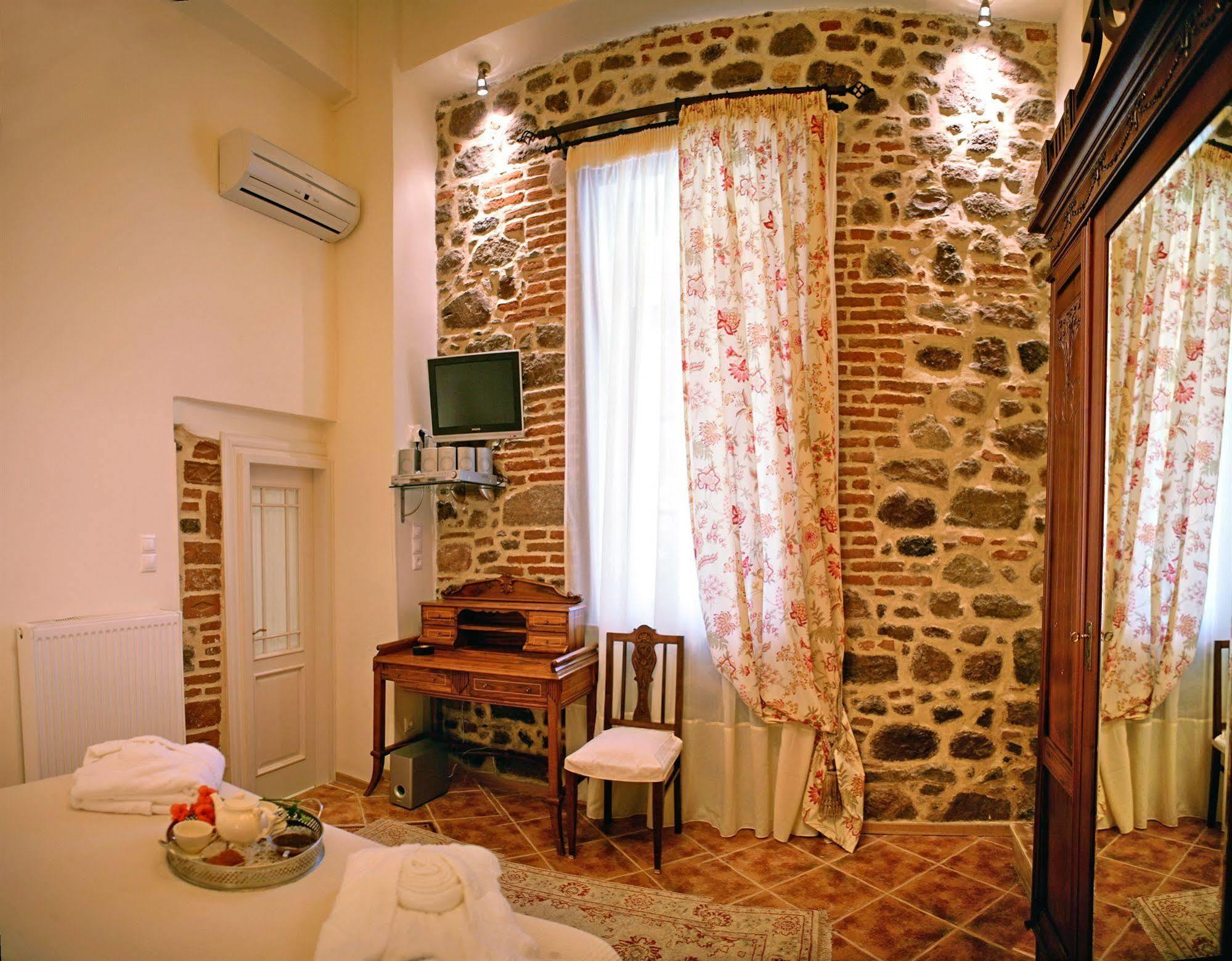Archontiko Petras 1821 4*