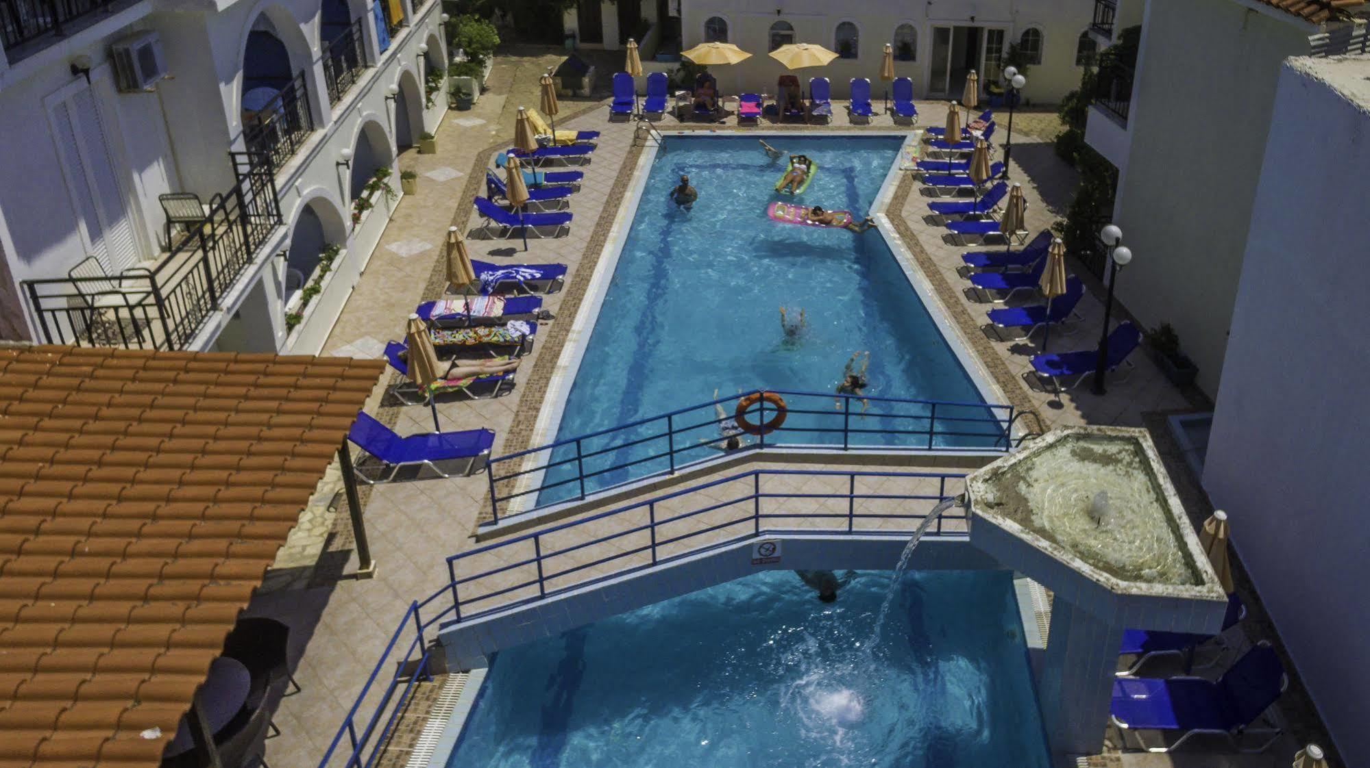 Vossos Aparthotel Laganas
