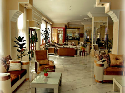 Hotel Kosta Famissi 4*