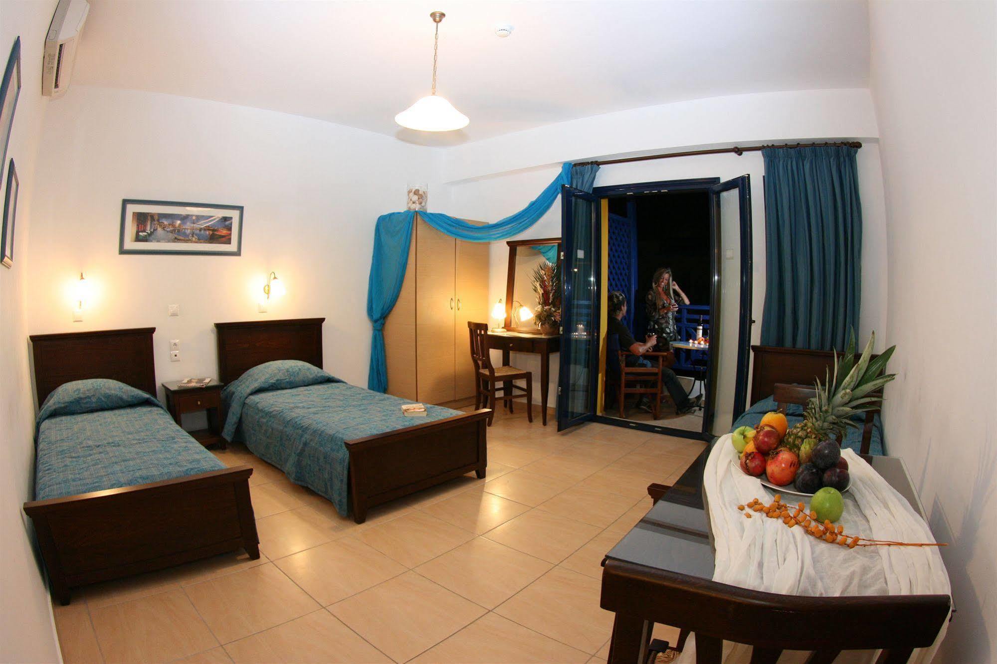 Aegean Sky Hotel-suites Malia (Crete)