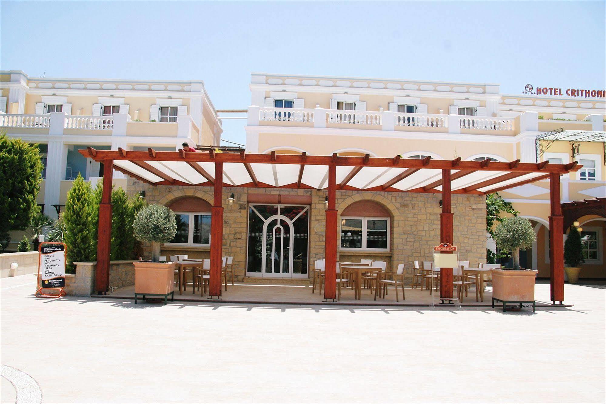 Crithoni's Paradise Hotel 4*
