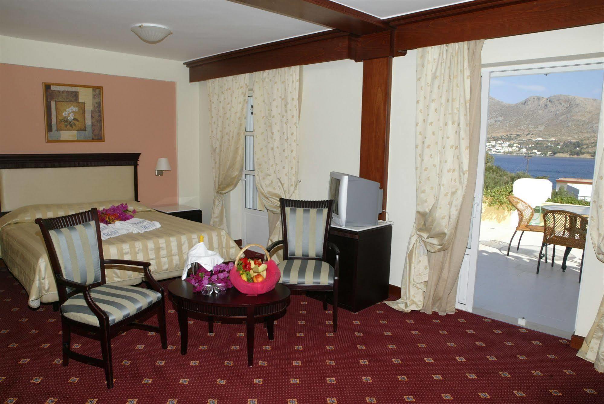 Crithoni's Paradise 4*
