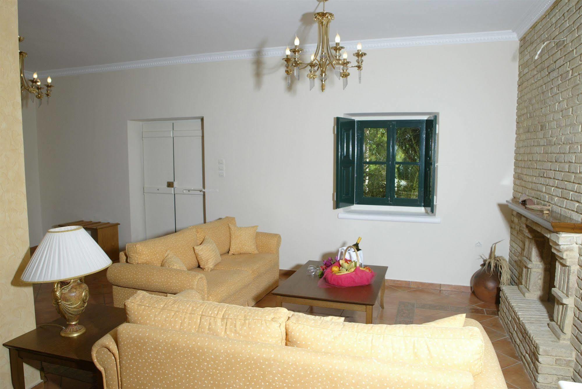 Hotel Crithoni's Paradise Alinda (Leros)