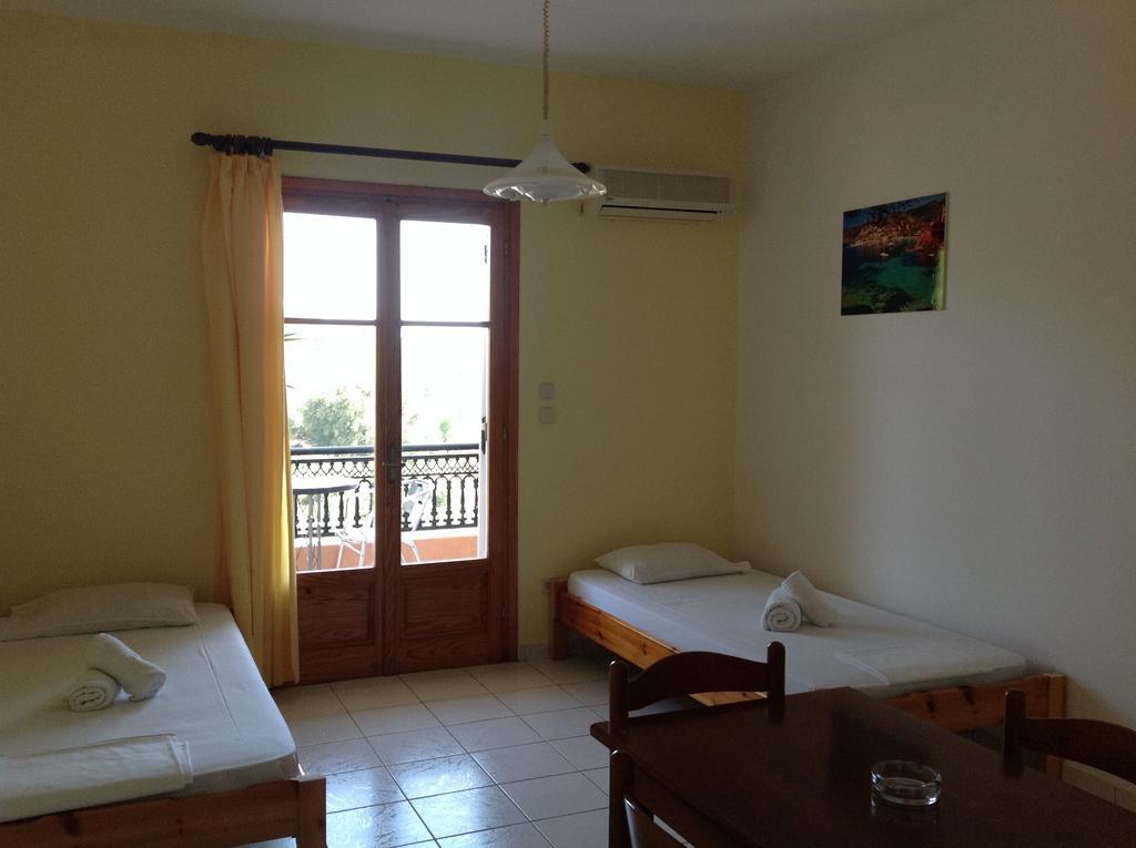 Asteras Aparthotel 2*