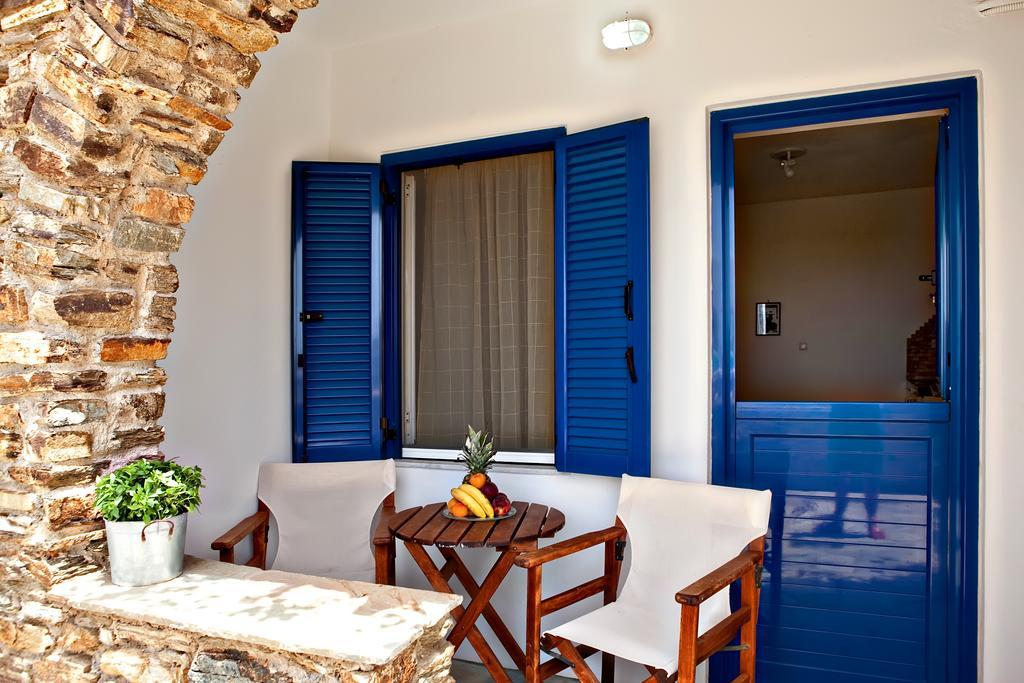 Porto Vidali * Agios Ioannis (Tinos)