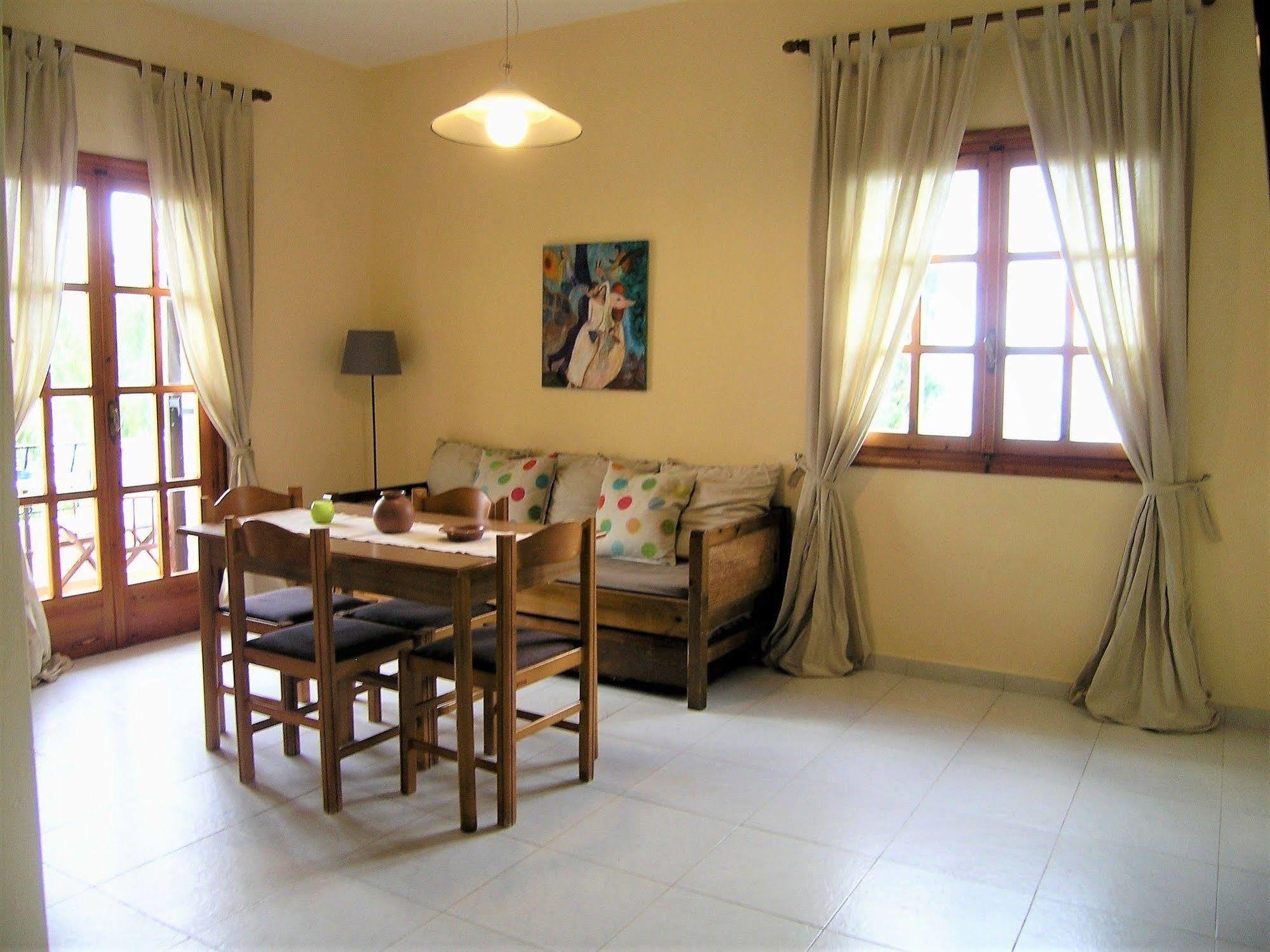 Emerald Aparthotel
