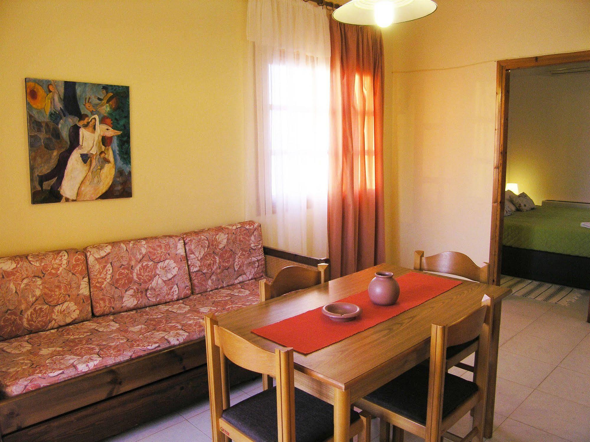 Aparthotel Emerald
