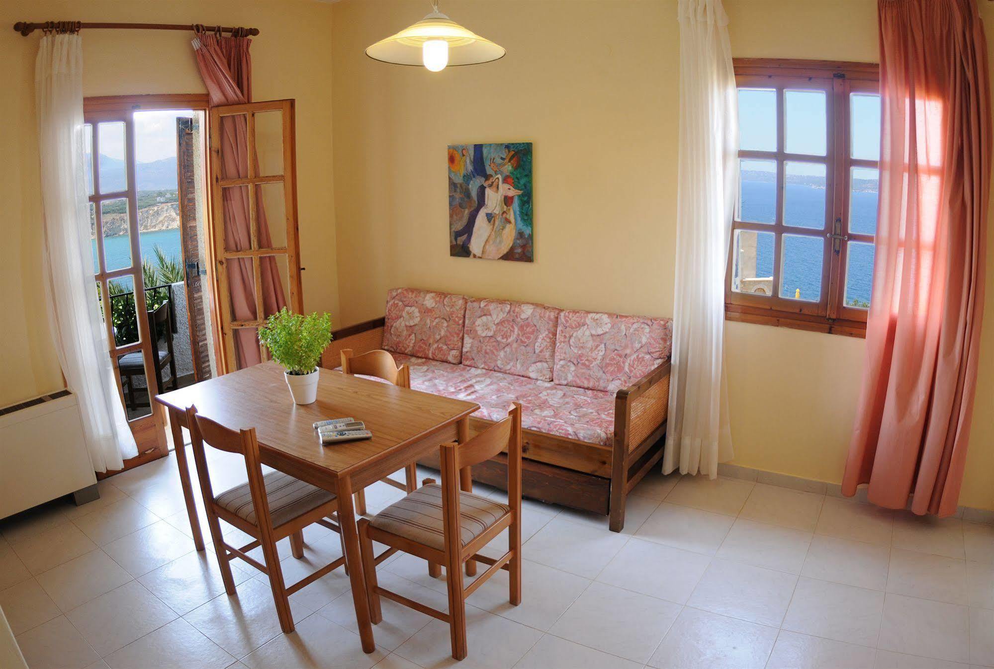 Emerald Aparthotel