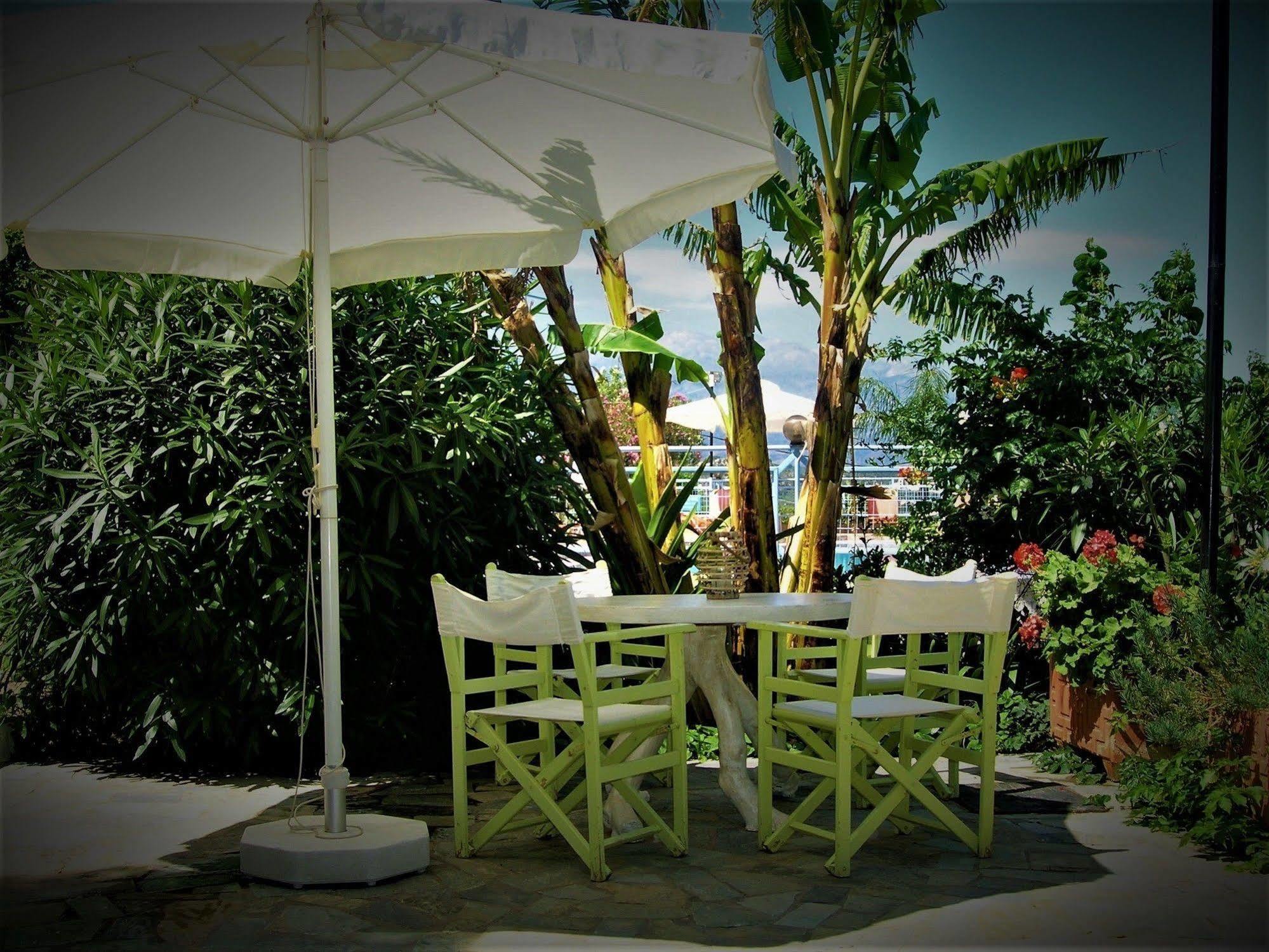 Aparthotel Emerald Plaka (Apokoronas)