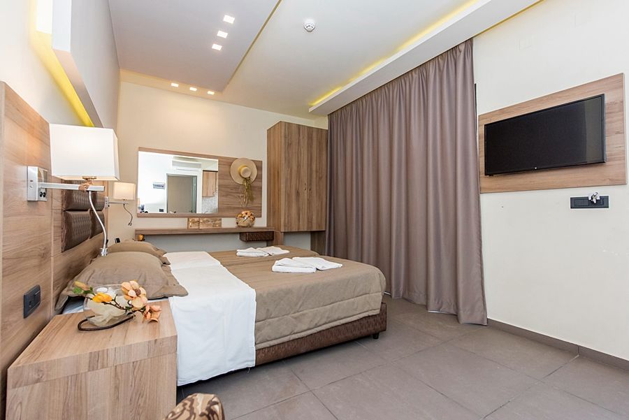 Dionisos (adults Only) 4*