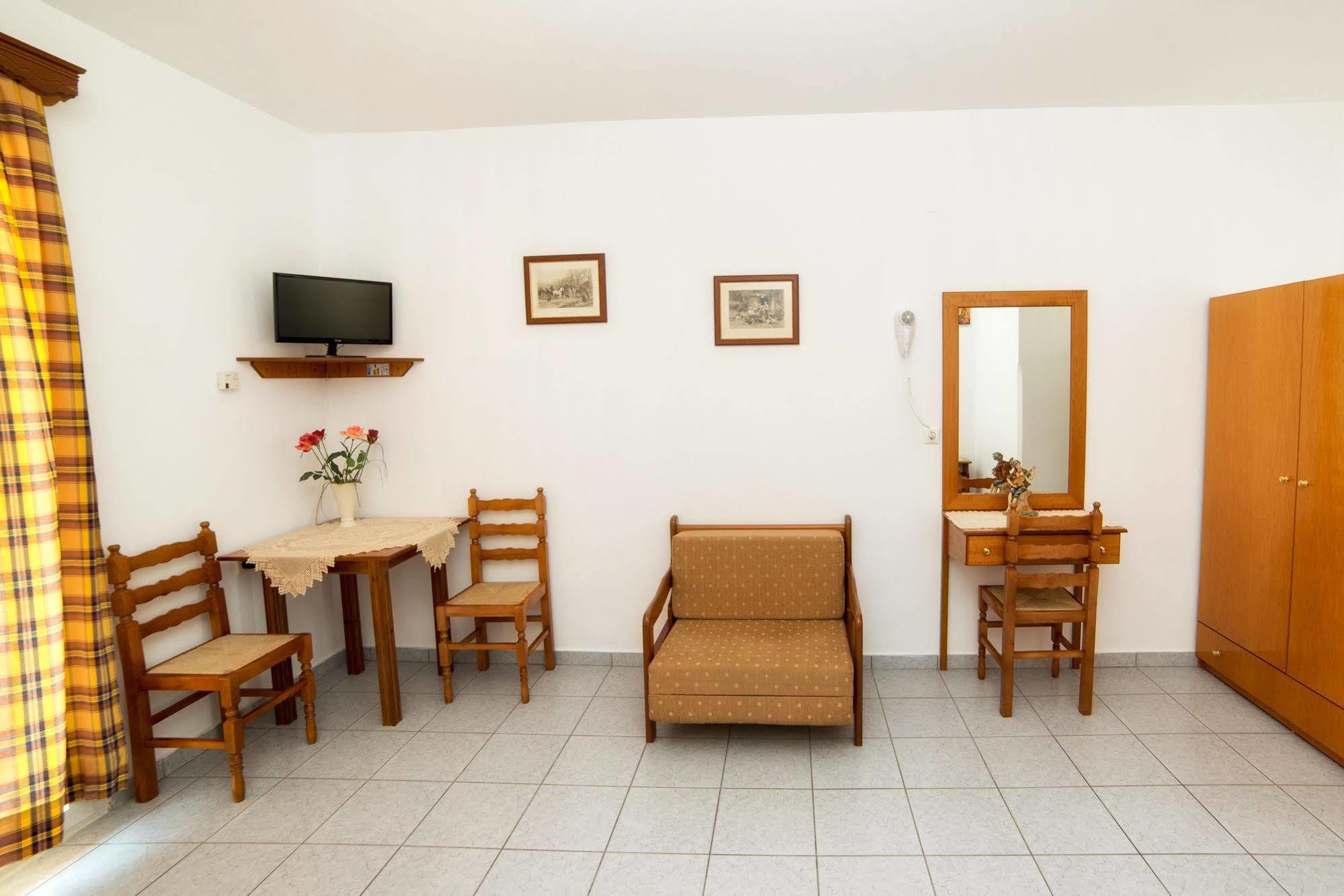 Panorama Aparthotel 3*