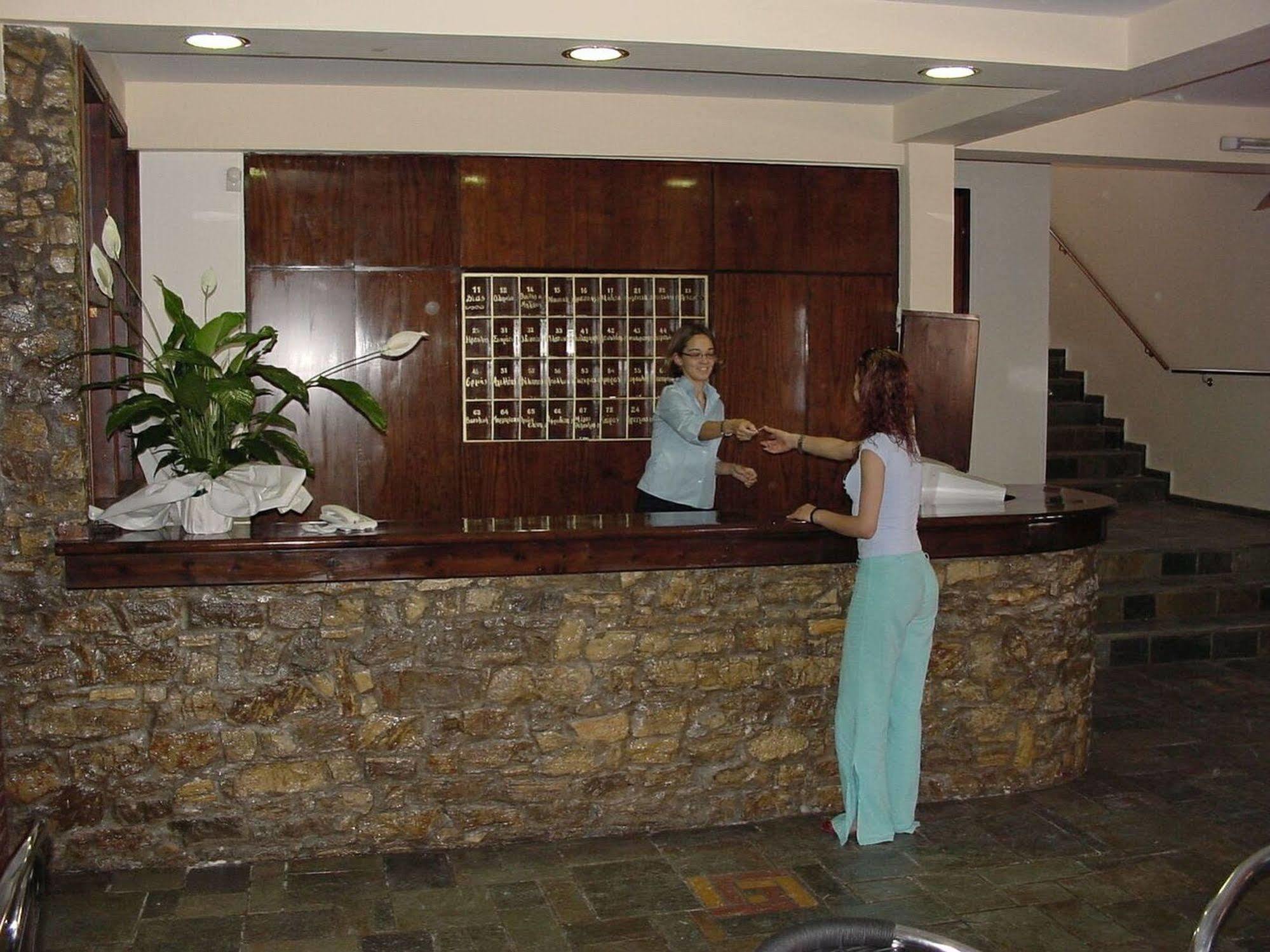 Aparthotel Creta 4*